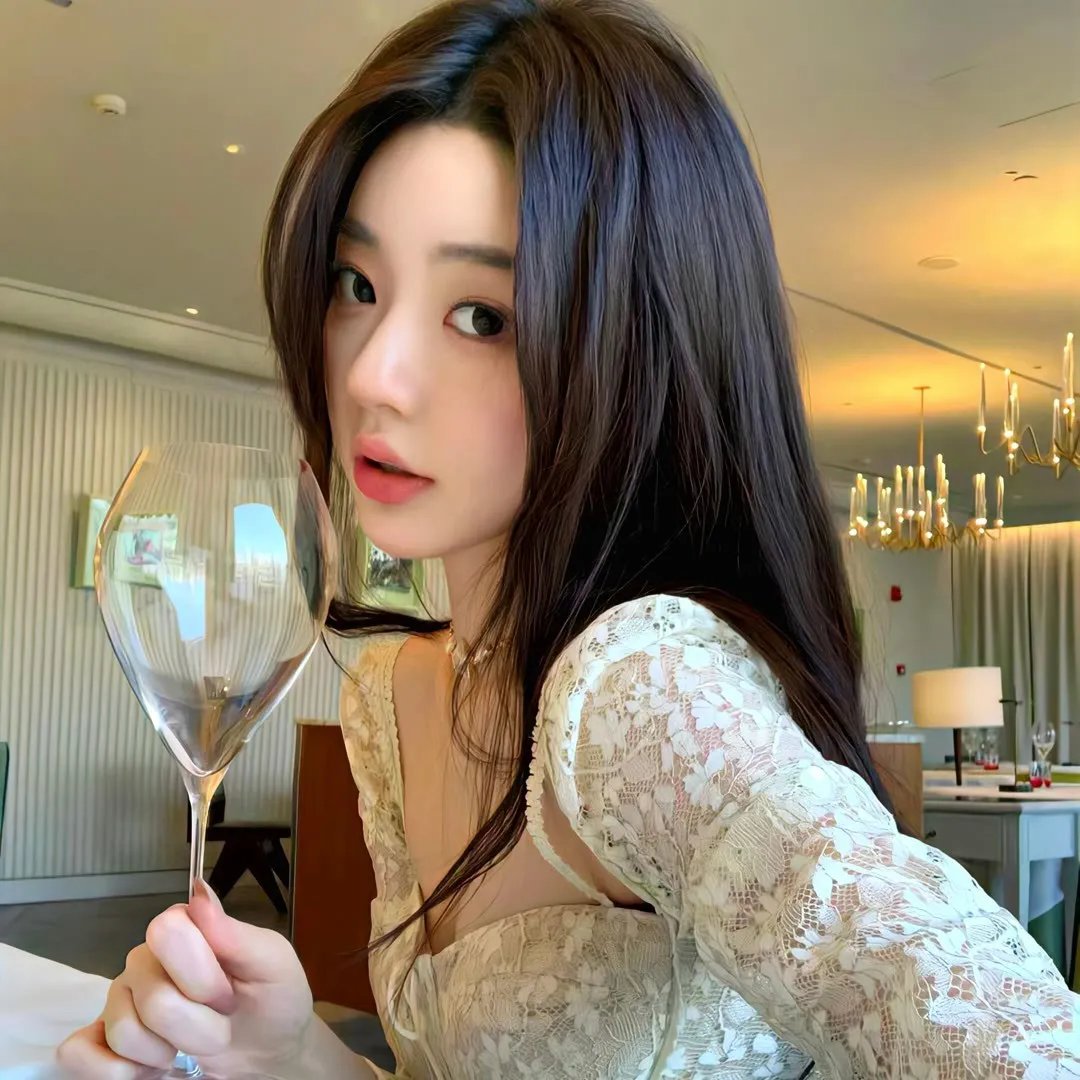 愿以白云初见君